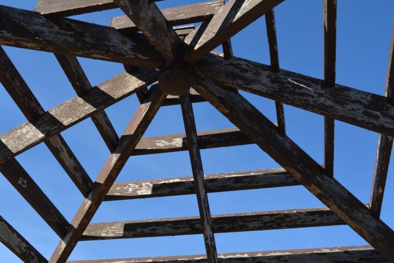 lookng rustic pergola design in Canberra